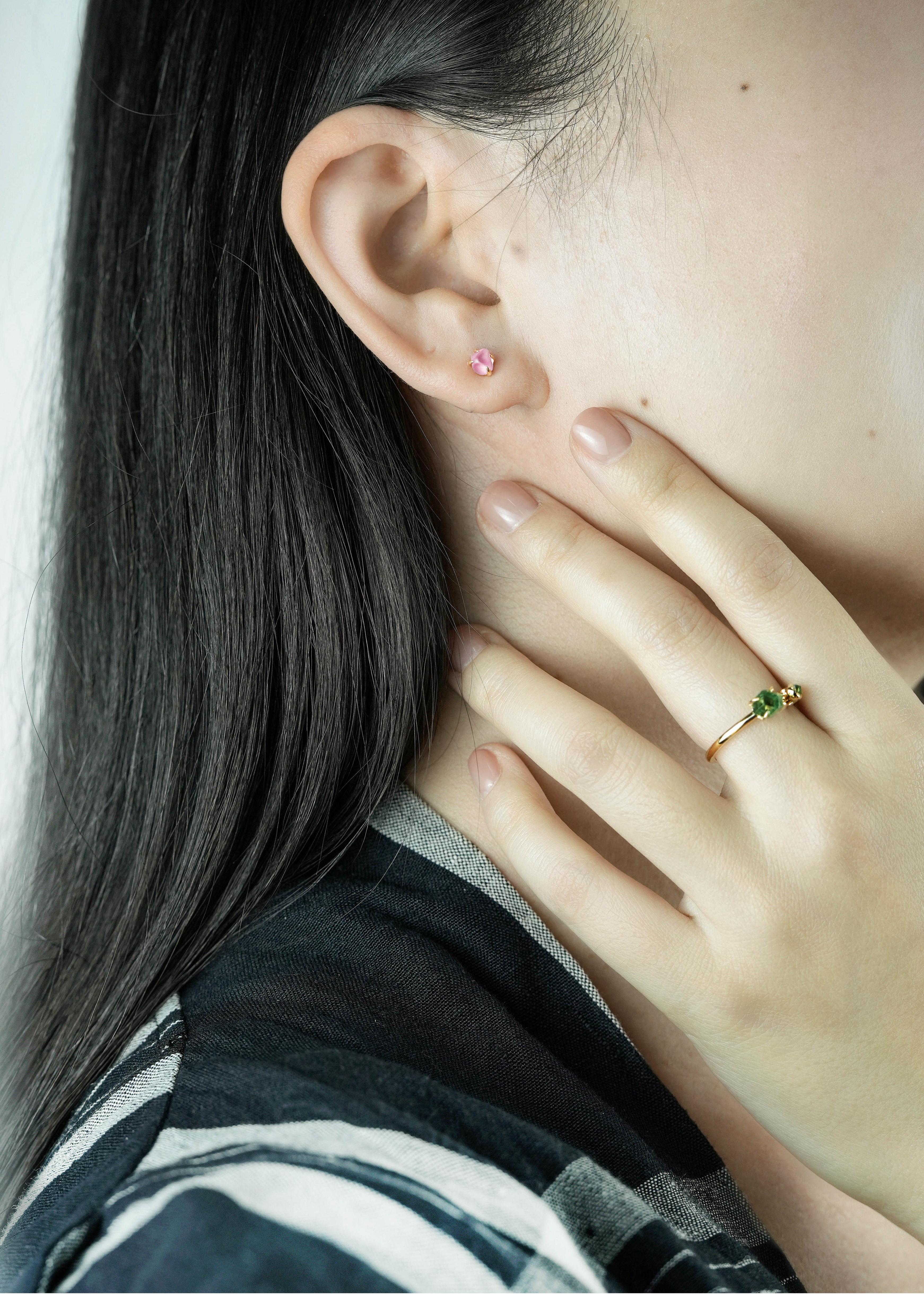 18kt Yellow Gold Spinel Stud Earrings