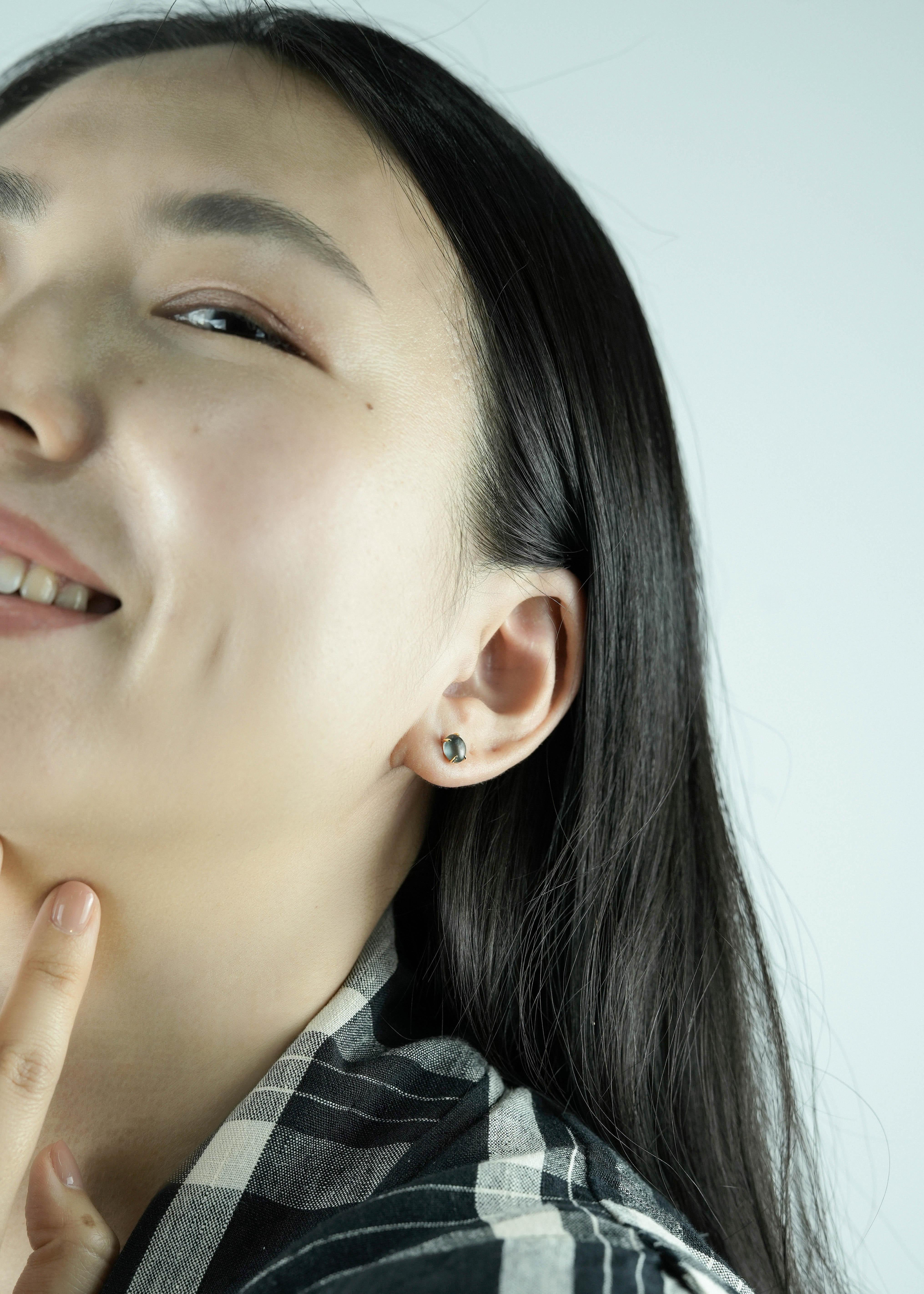 18kt Yellow Gold Spinel Stud Earrings