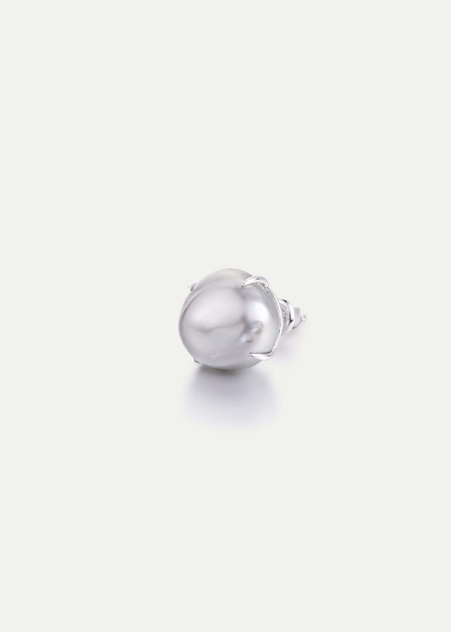 18kt White Gold  Keshi Pearl Stud Earrings