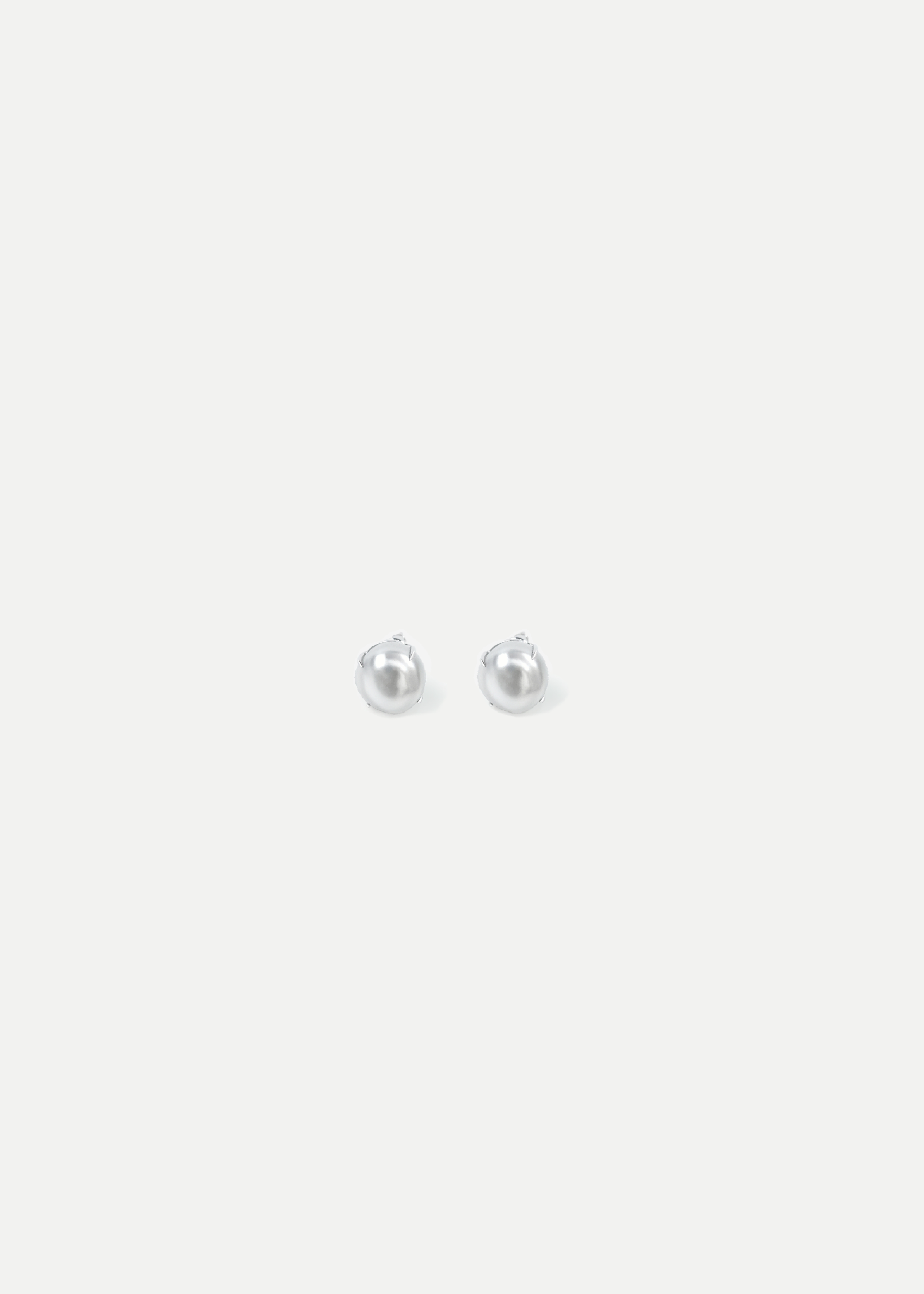 18kt White Gold  Keshi Pearl Stud Earrings