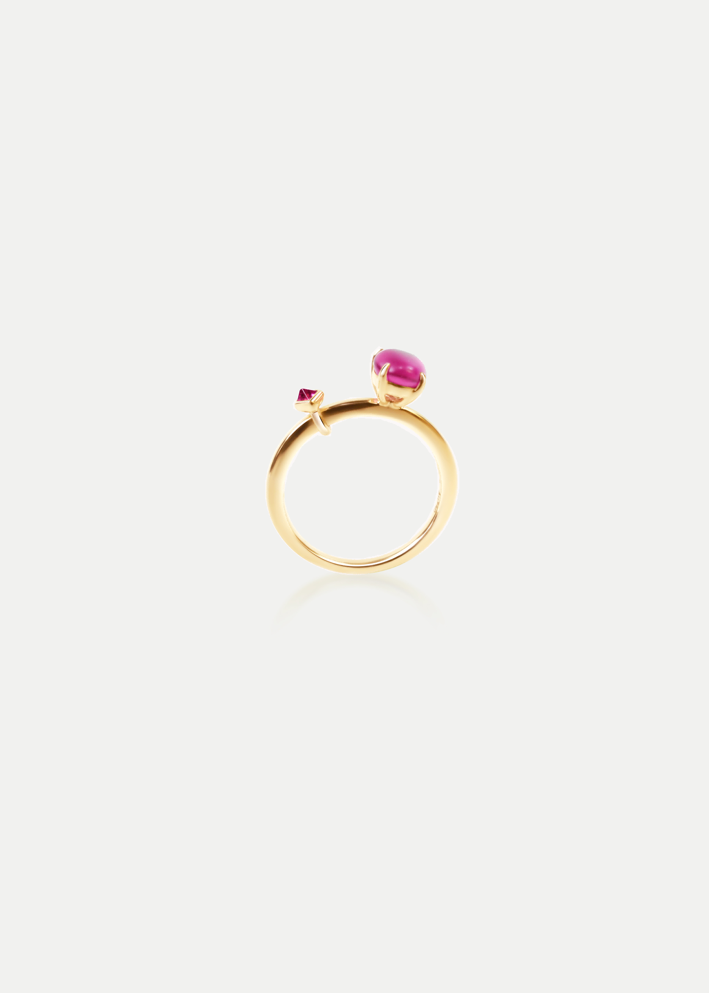 18kt Yellow Gold Spinel Ring