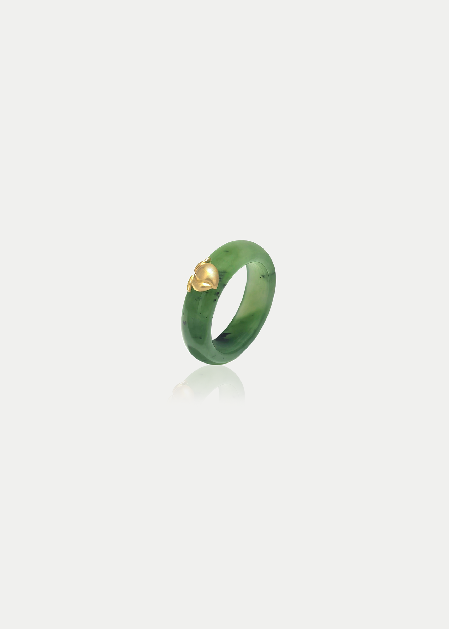 18kt Yellow Gold Nephrite Ring