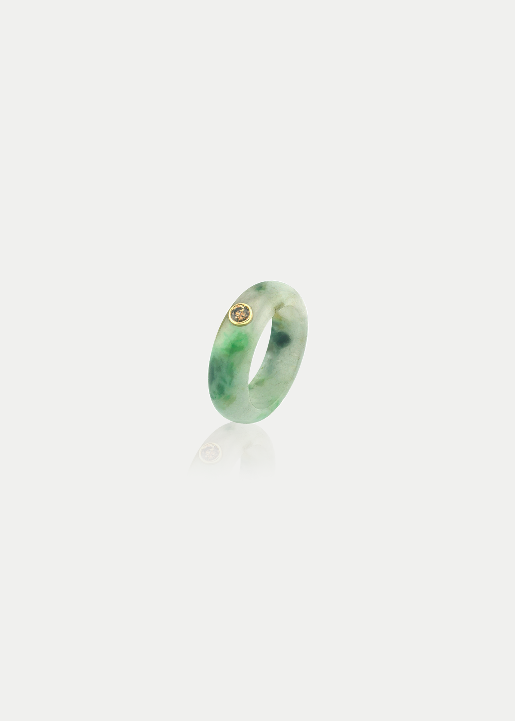 18kt Yellow Gold Diamond Jadeite Ring