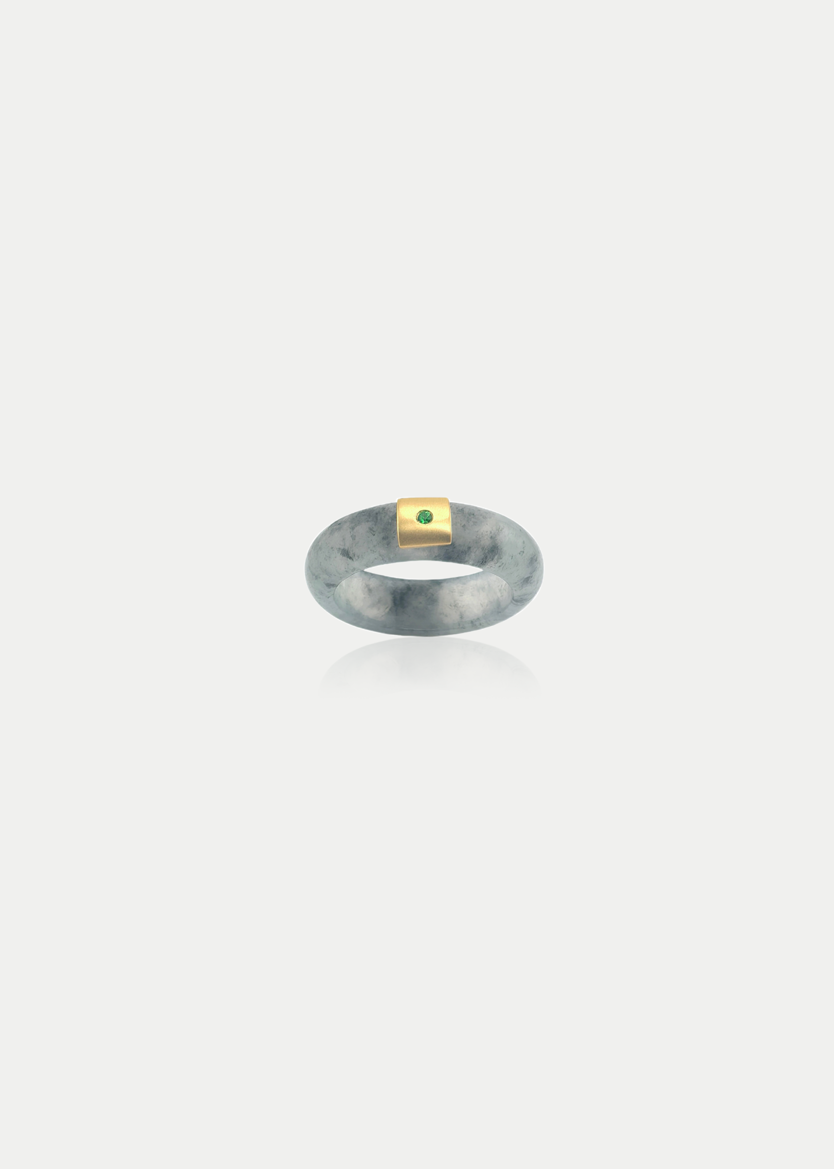 18kt Yellow Gold Tsavorite Jadeite Ring