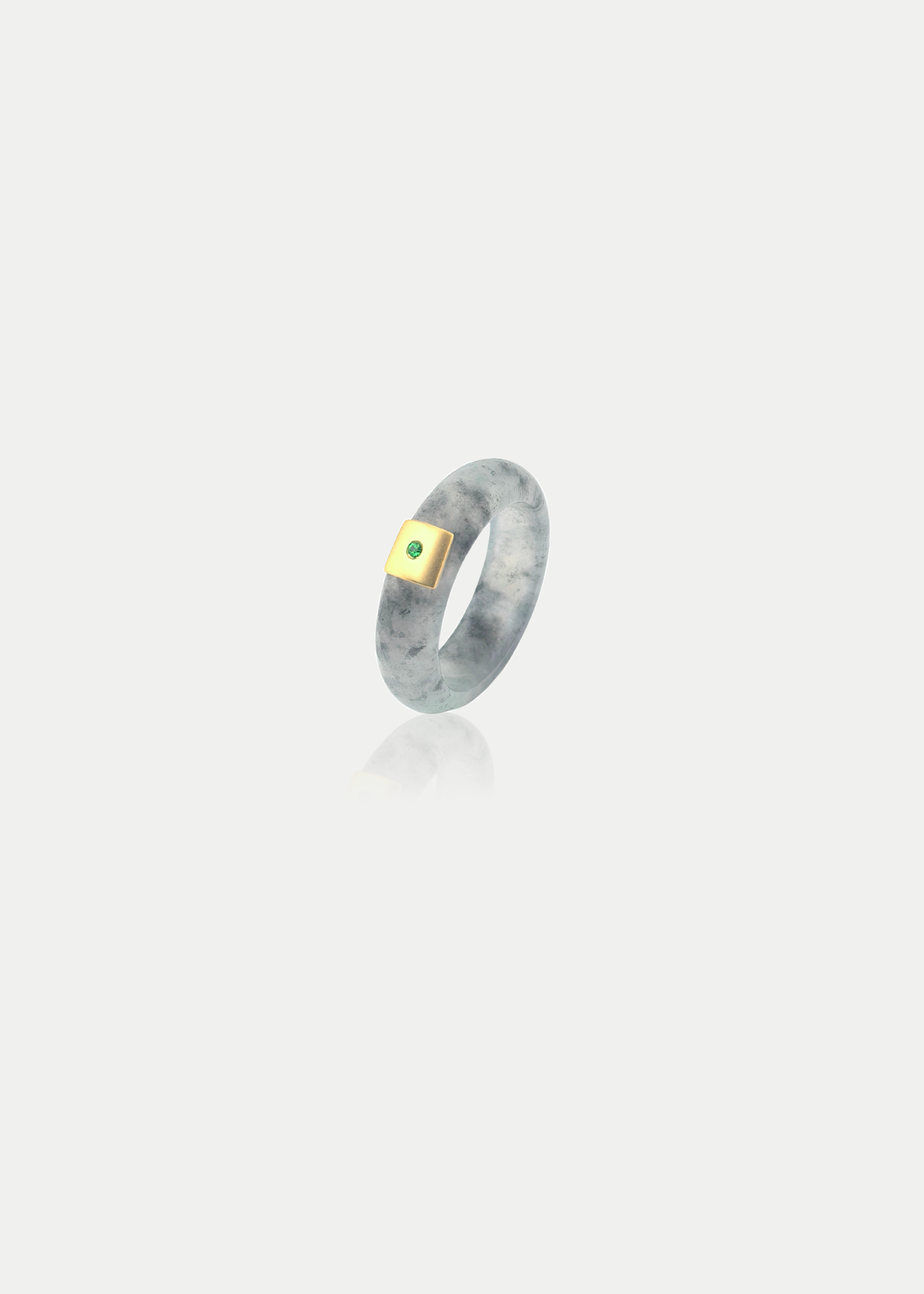18kt Yellow Gold Tsavorite Jadeite Ring