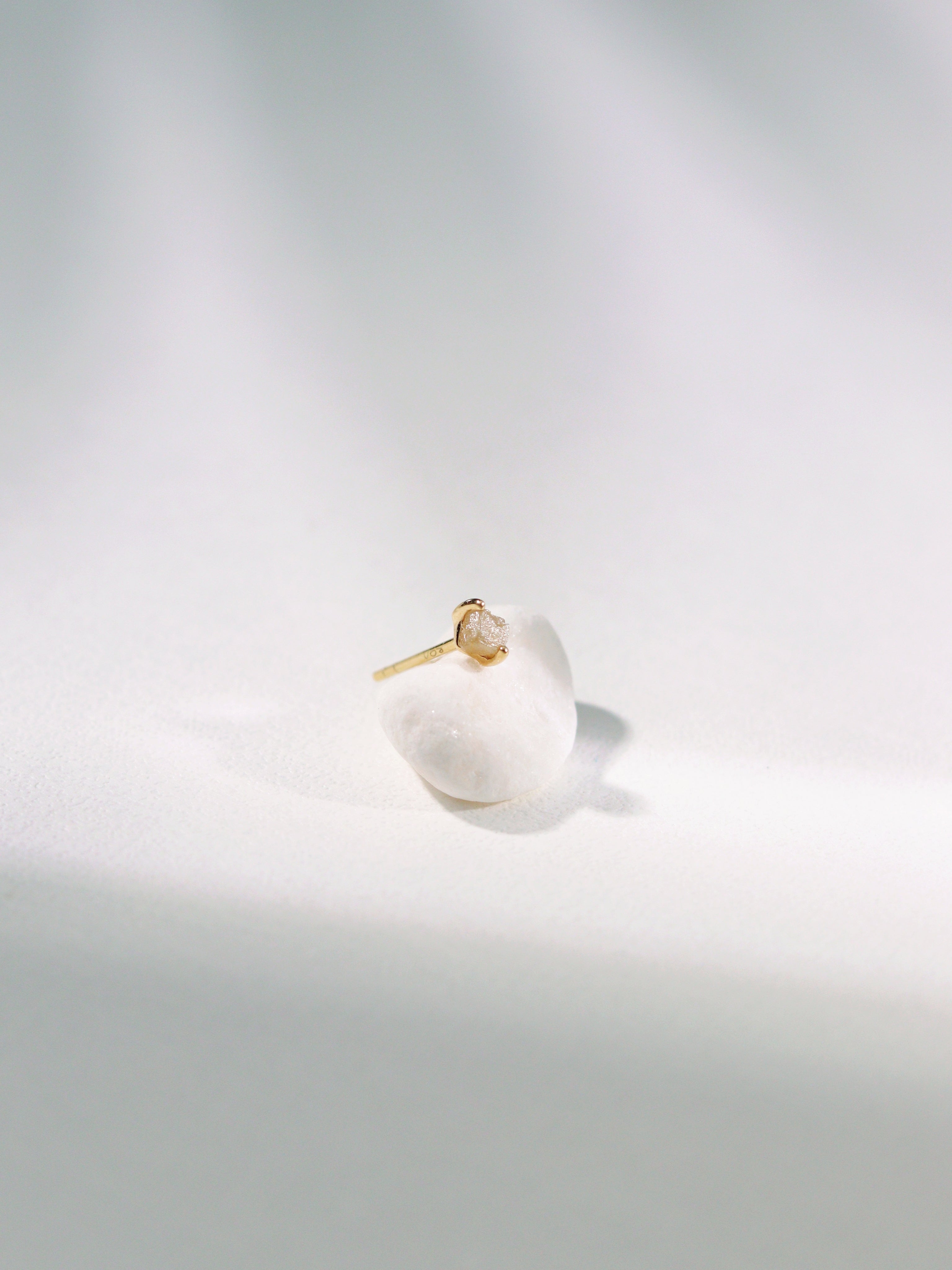 18kt Yellow Gold Diamond Stud Earrings