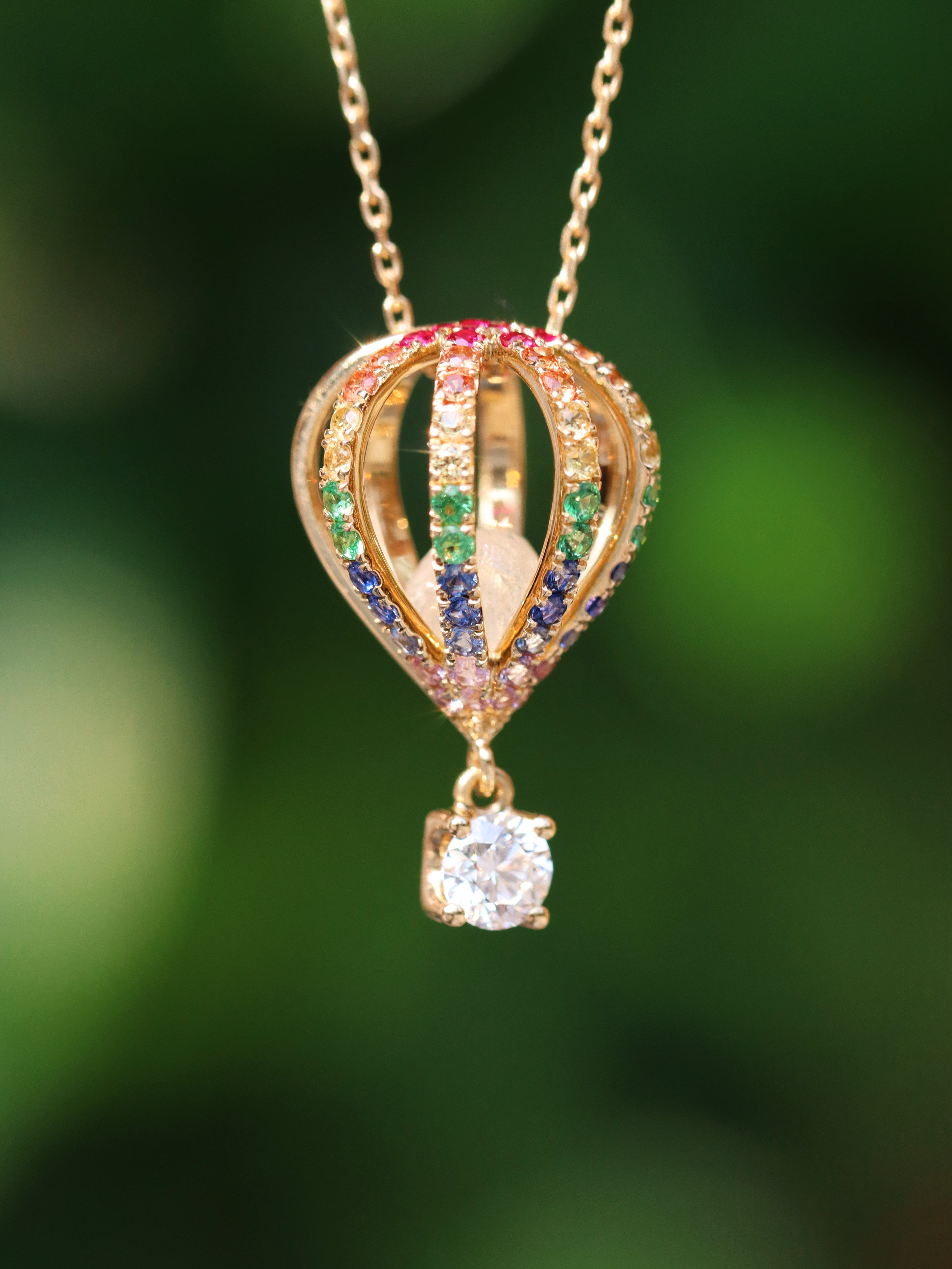18kt Yellow Gold Multicolored Gemstone  Diamond Necklace
