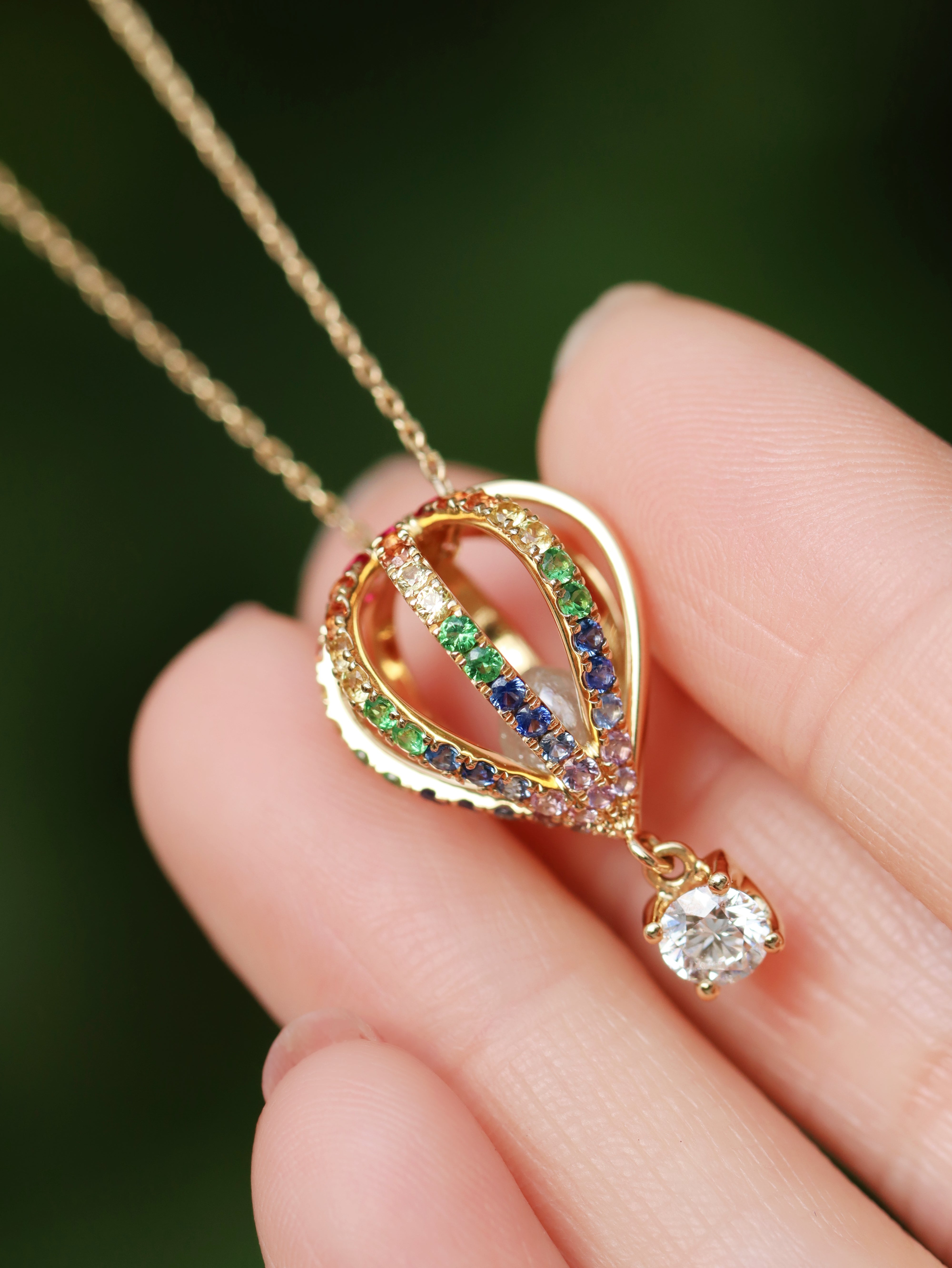 18kt Yellow Gold Multicolored Gemstone  Diamond Necklace