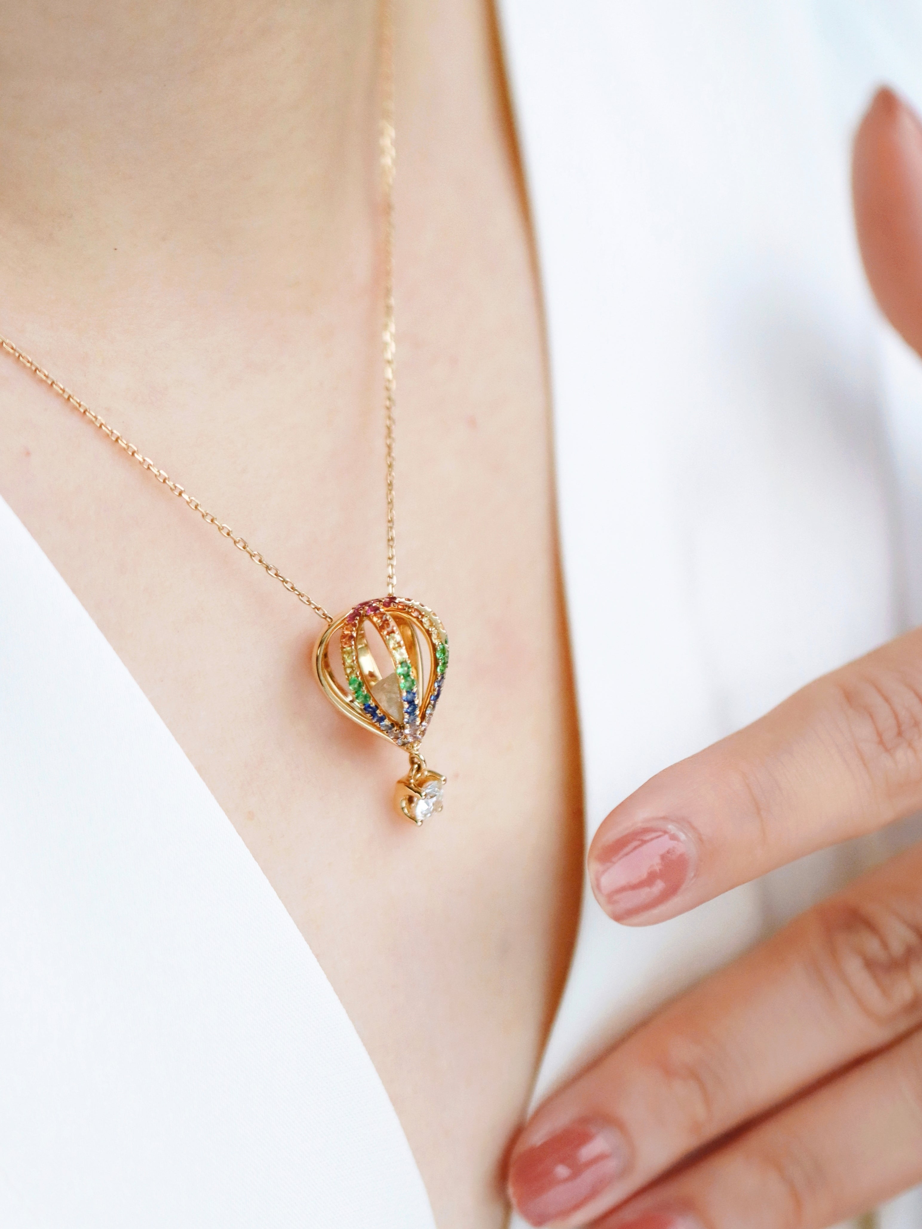 18kt Yellow Gold Multicolored Gemstone  Diamond Necklace