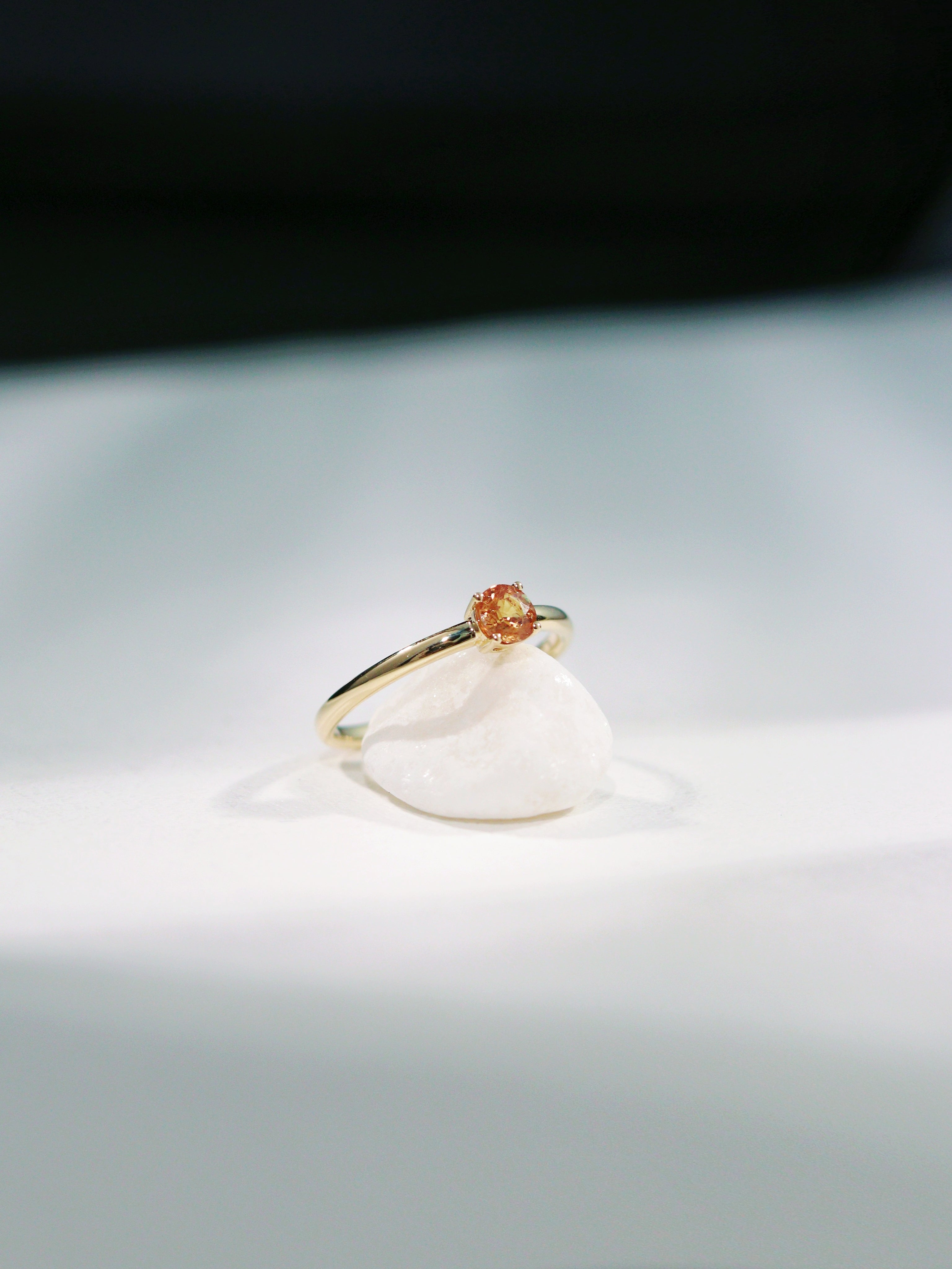 18kt Yellow Gold Fanta garnet Ring