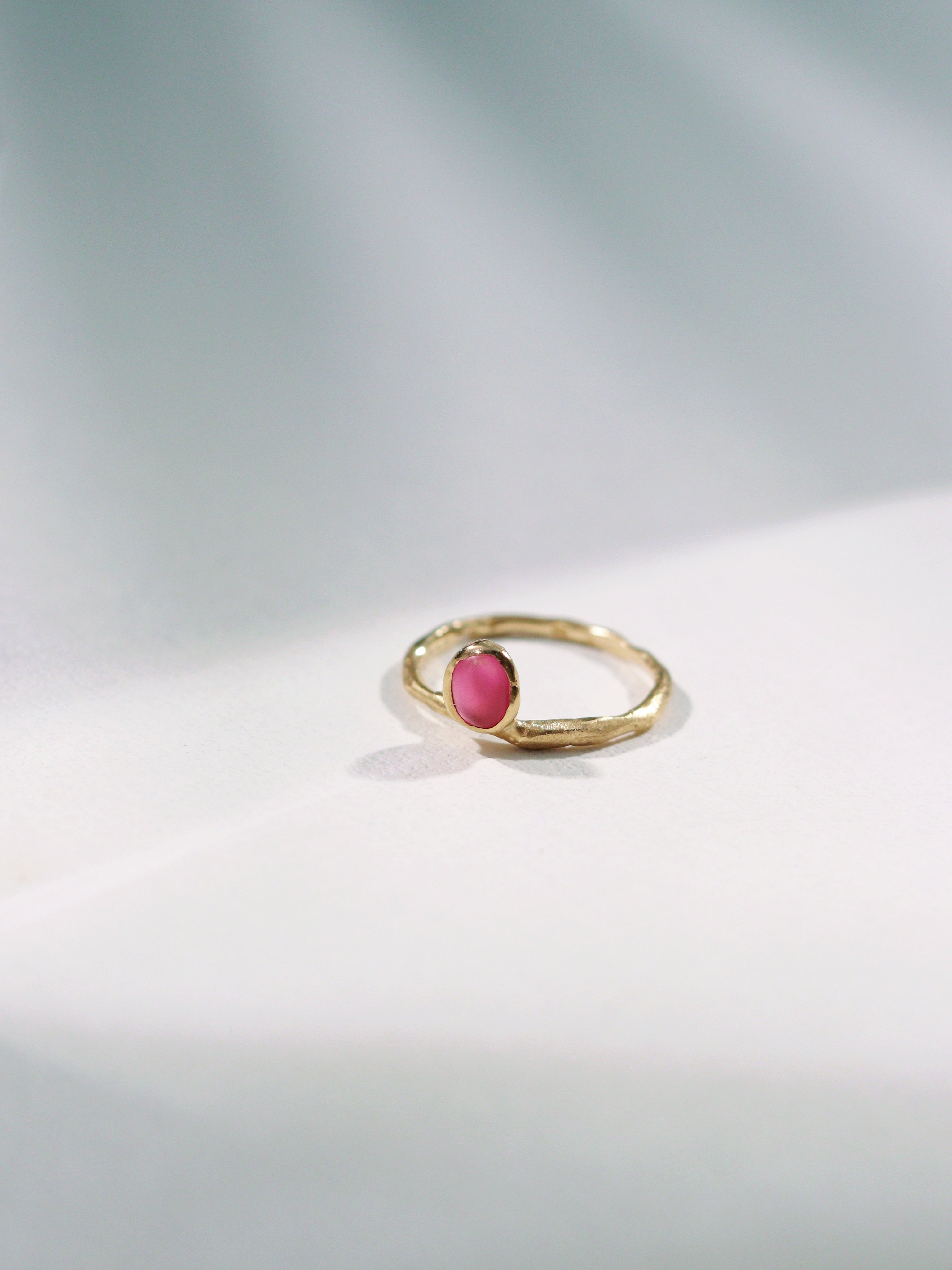 18kt Yellow Gold  Spinel Ring
