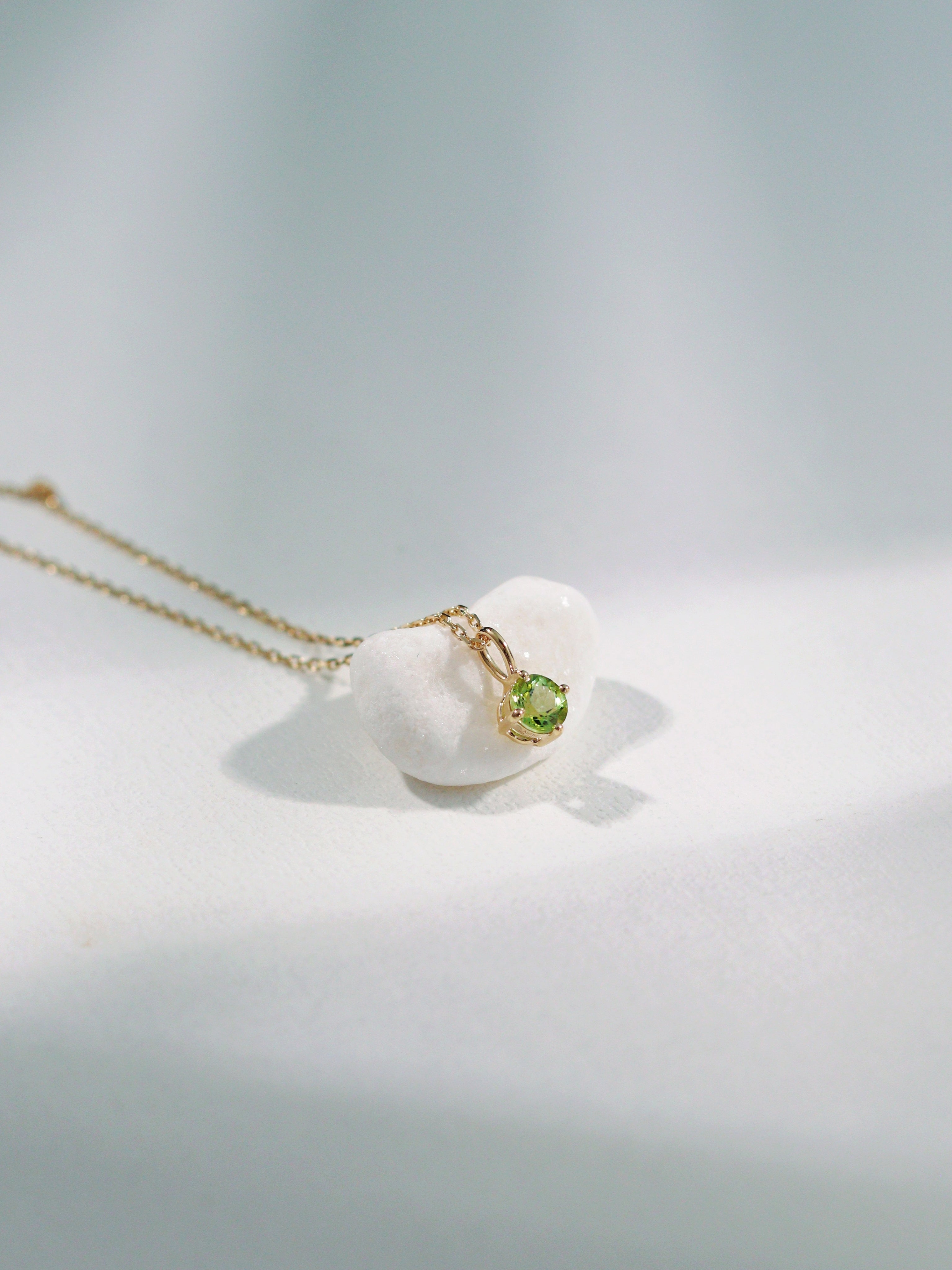 18K Gold Freeform Gemstone Bead & Colored Gemstone Small Pendant Necklace