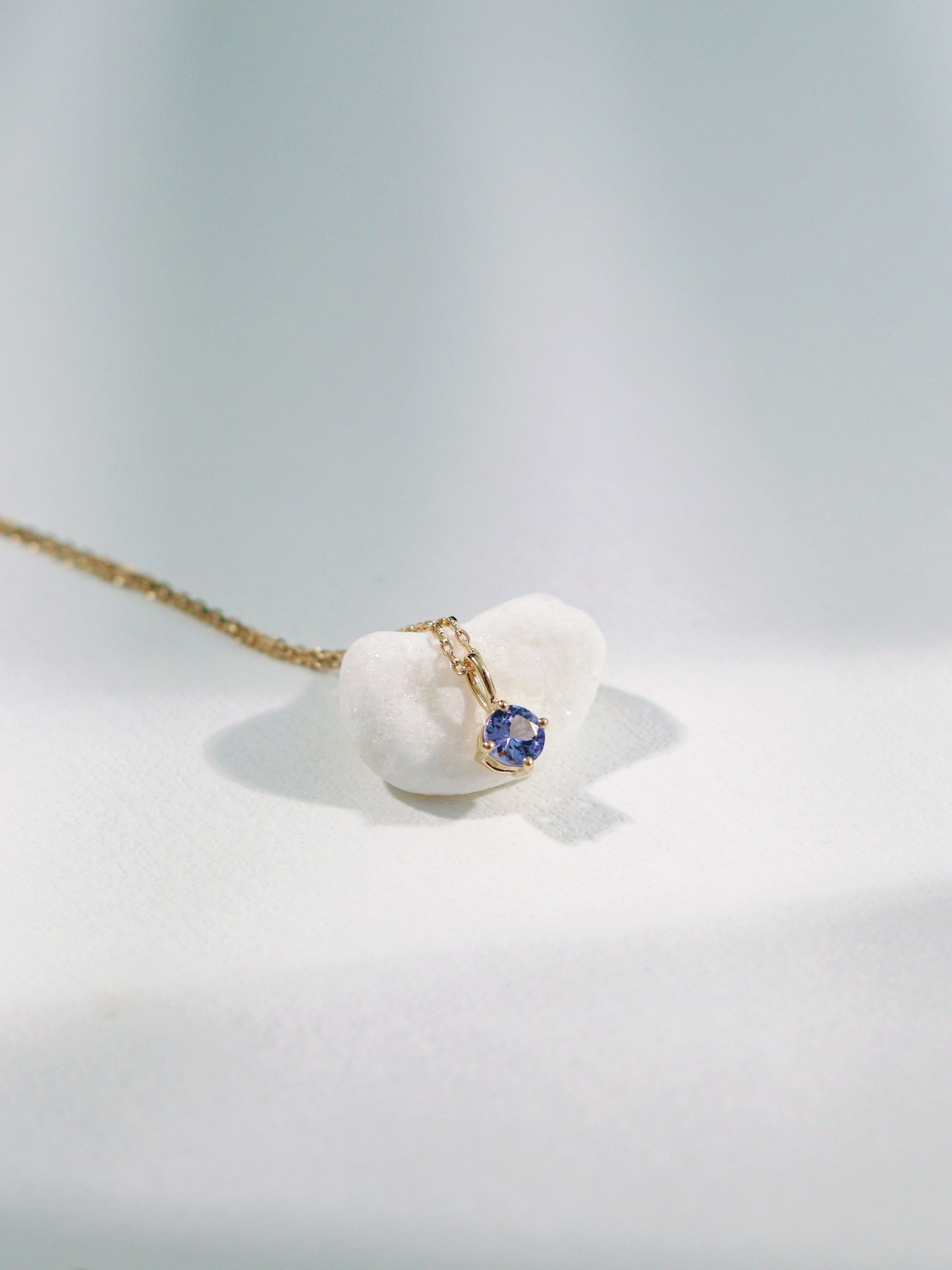 18K Gold Freeform Gemstone Bead & Colored Gemstone Small Pendant Necklace